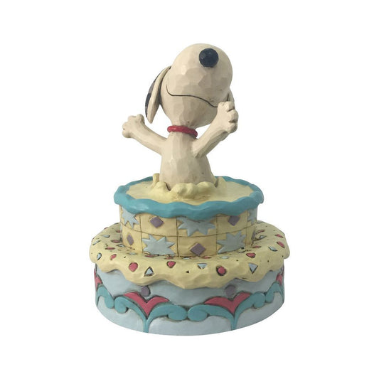Snoopy In Birthday Cake