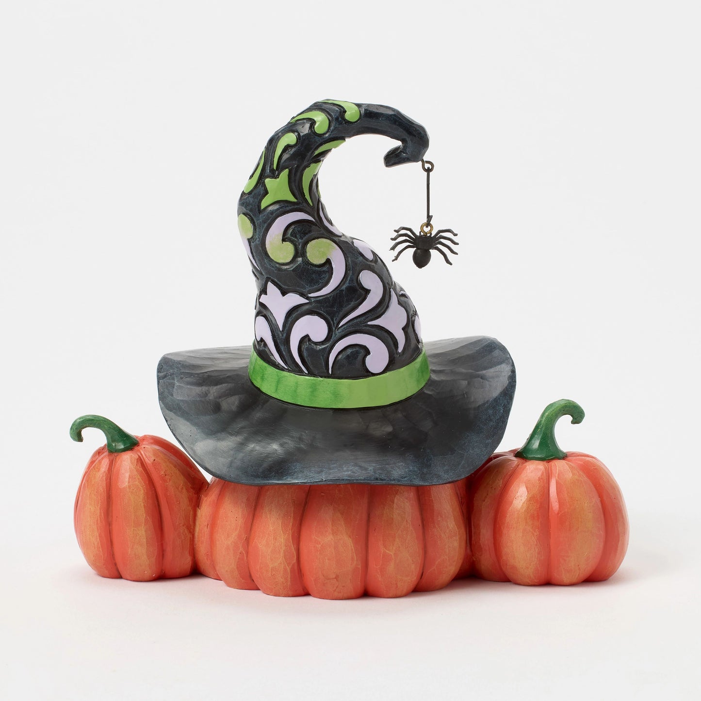 Cardenal cariñoso en adorno de vuelo